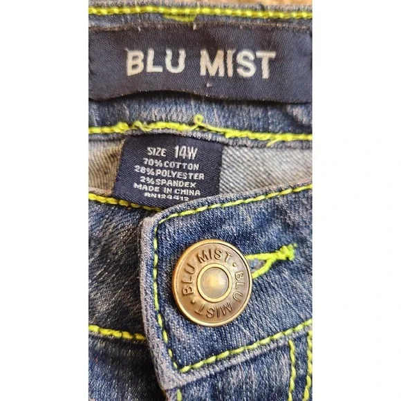 Blu Mist Women's Blue Mid-Rise Mom Capri Denim Jeans Size 14w Reg - Picture 3 of 6